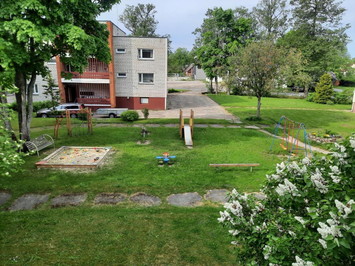 Hiiumaa Family Apartments Kärdla Exterior foto